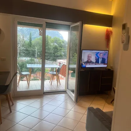 Mimosas 2 Pieces Bord De * 에즈